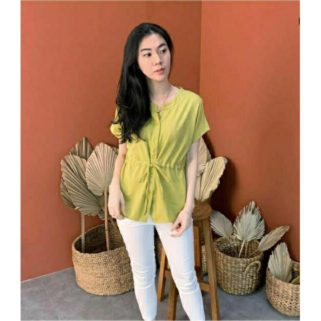 ML- clothing KEM BLOUSE saloca Bahan moscrepe import Fit to L Ld96cm pj62cm Tali dan kancing hidup