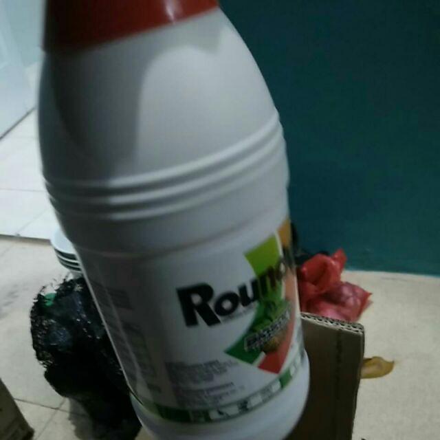 Roundup Herbisida Obat Pembasmi Rumput Liar Kemasan 1 Liter