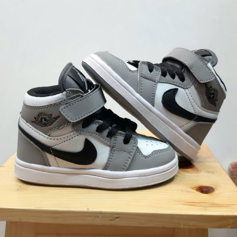 SEPATU ANAK JORDAN SMOKE GREY PREMIUM HIGH QUALITY SEPATU NIKE ANAK JORDAN ABU ABU