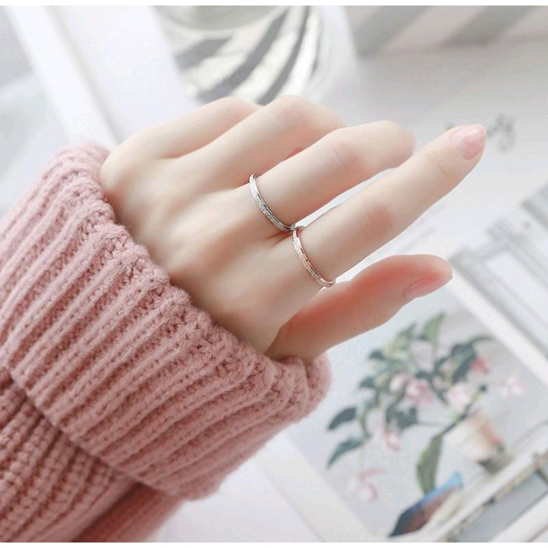 Cincin Titanium 18k Emas Simpel Pasangan Unik Wanita N20072100