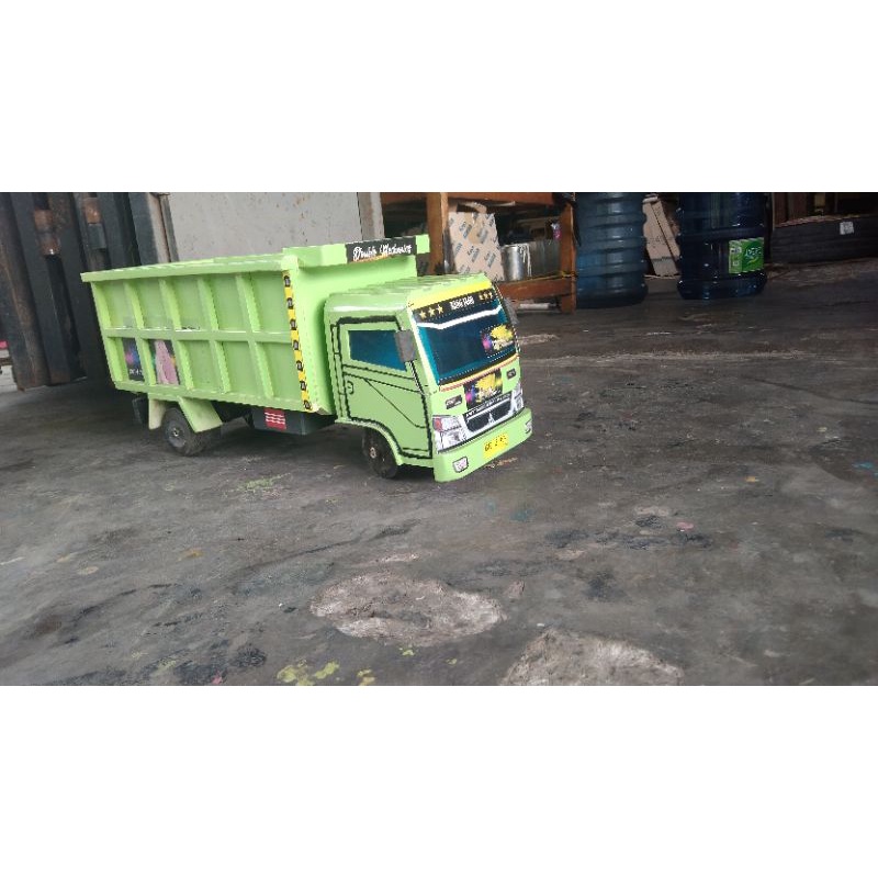 truk oleng jungkit/truk oleng/truk oleng dam truk/miniatur truk oleng
