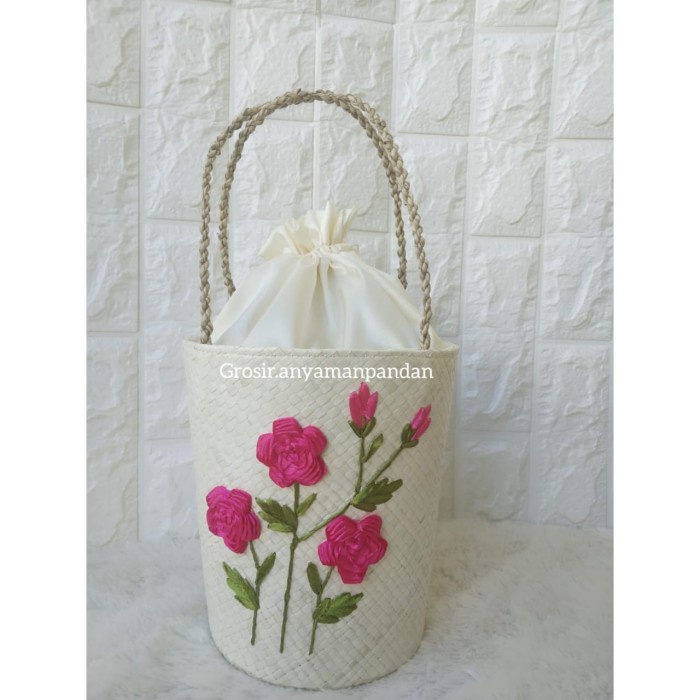 

✨ BISA COD ✨ Tas Pandan Parcel BUNGA SULAM / ANYAMAN PANDAN - Putih, All Size