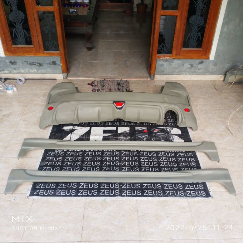 Bodykit Jazz Ge8 Belakang Dan Side Skirt