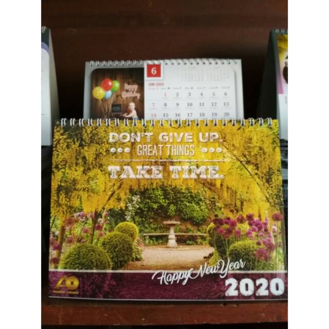 

Kalender Meja motif Bayi tahun 2020