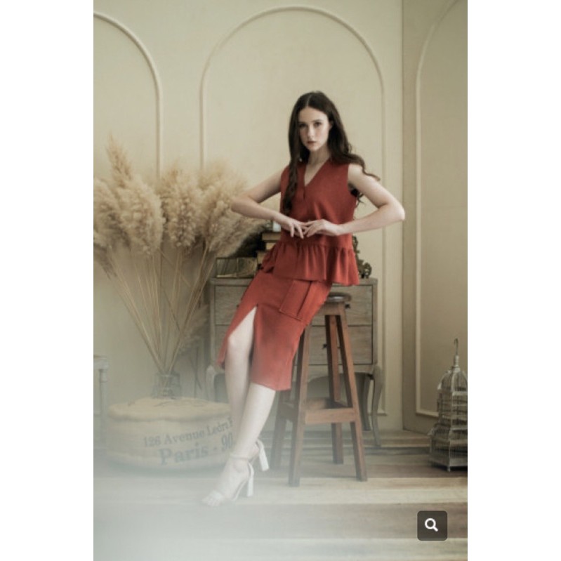 MAVEN Bianc Top Pomegranate