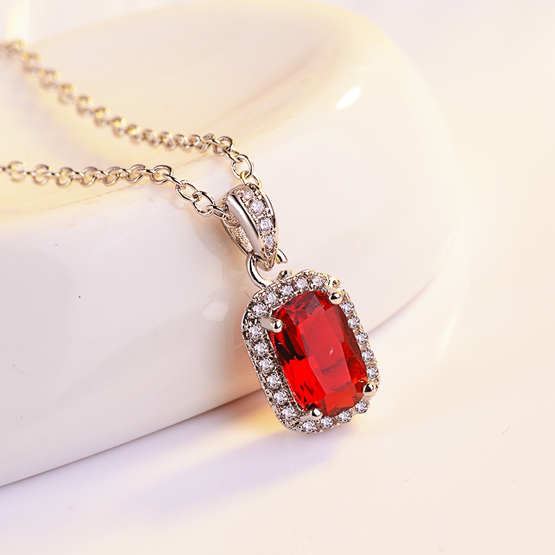 [Ready Stock]Fashion Square Princess Diamond Pendant Color Gemstone Necklace