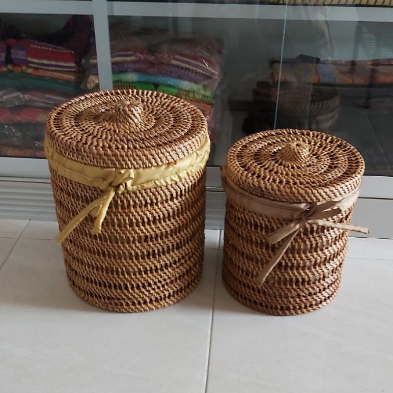 ember rotan/ tempat sampah/ laundry mini