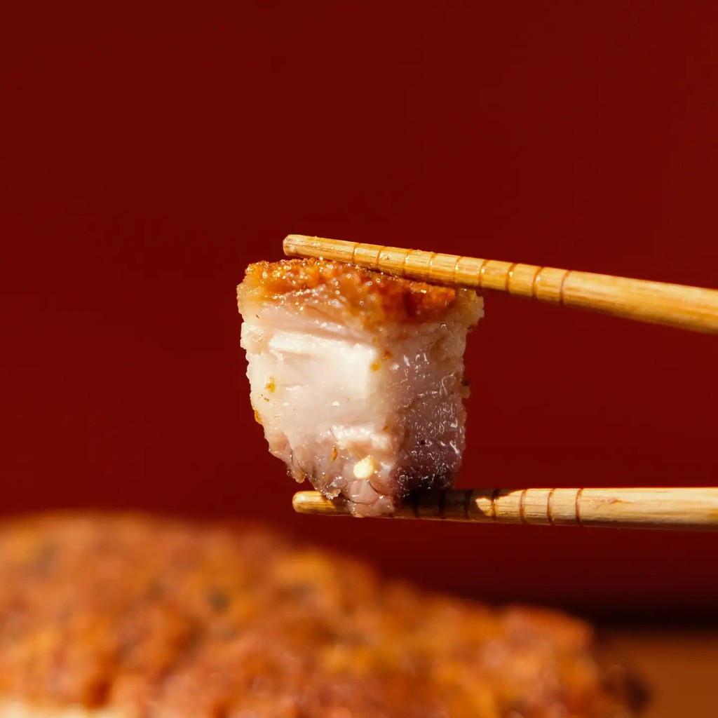 

Paket hemat Crispy Pork Belly 250gr & Roasted Chicken 1 ekor