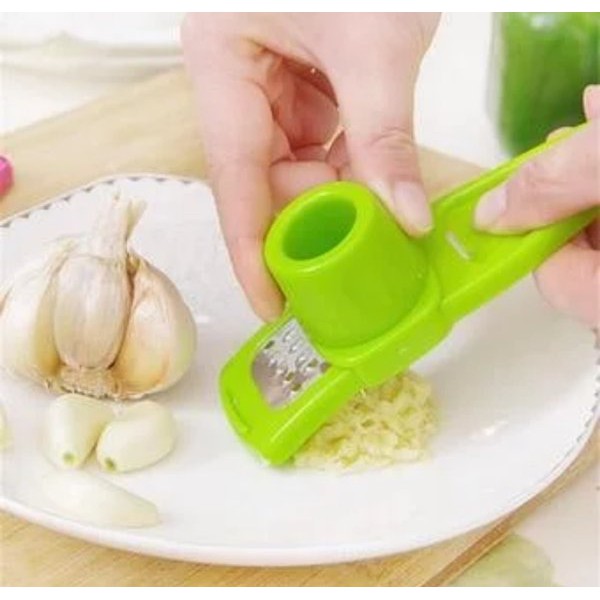 Parutan Pemotong Penghalus Bawang Putih Merah / Garlic Press Chopper / Parutan Keju Mini