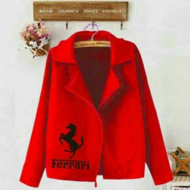 Jaket Ferrari