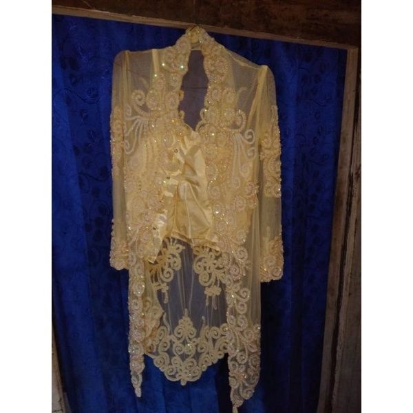 Preloved Kebaya Kuning full Payet