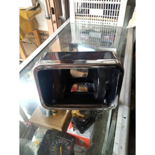 batok lampu 5t5 sudah sama ring crum