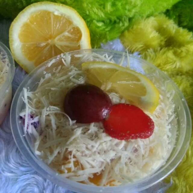

Salad Buah 200 Mili Full Keju