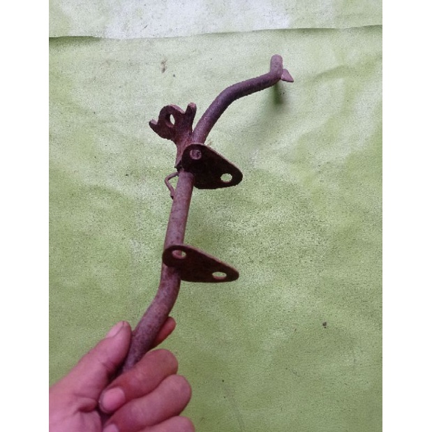 besi barstep postep depan suzuki gp100 GP100