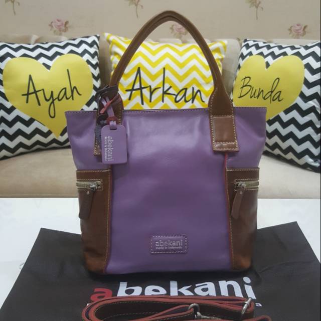 Emersonia Lilac by Abekani (Mb Erna)