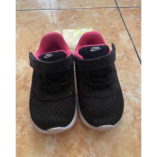 preloved sepatu anak nike original