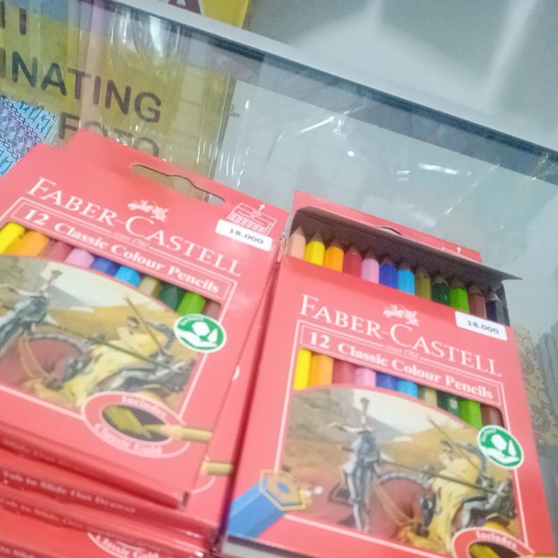 

Pensil Warna Faber-Castell 12 Warna Pendek