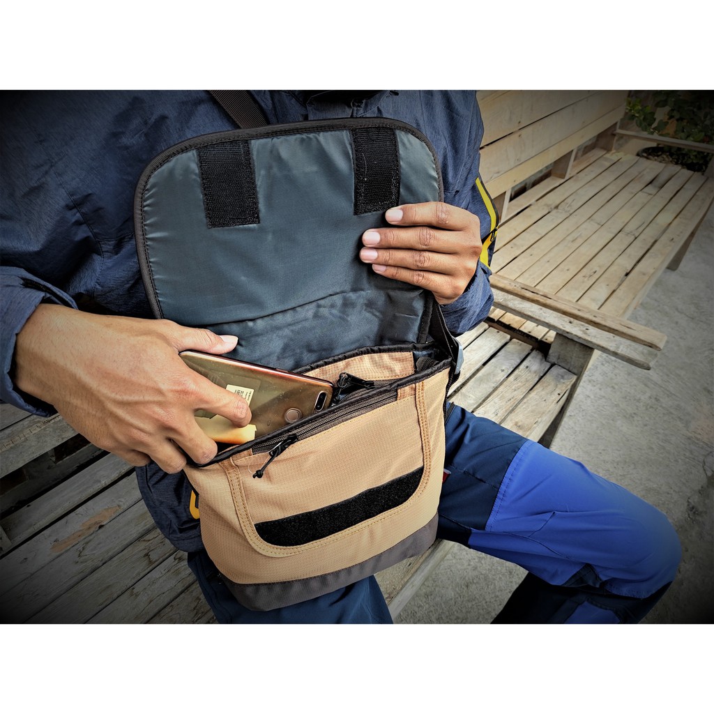 Tas selempang avtech shoulder bag