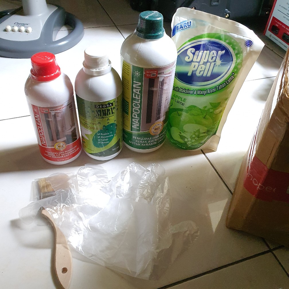 Superpell Pembersih Lantai 770 Ml