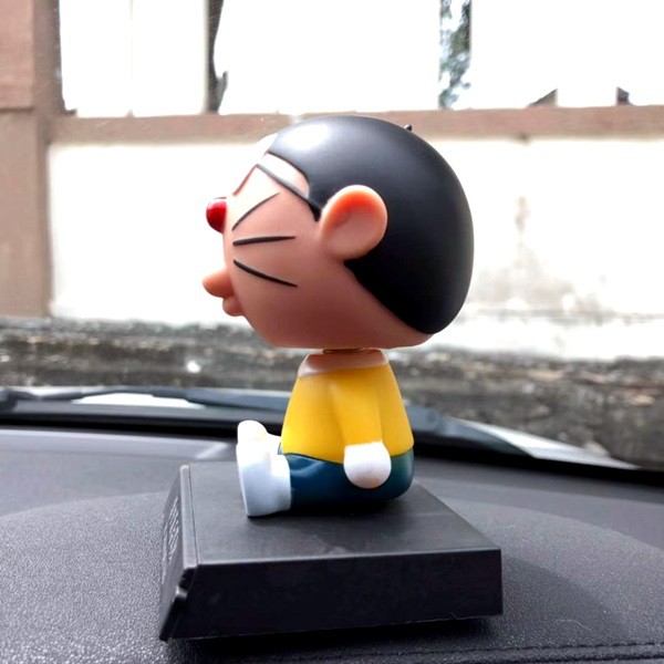 NOBITA NOBI PER Boneka Figure Miniatur Pajangan Mobil Stand Goyang Kepala Shacking Head