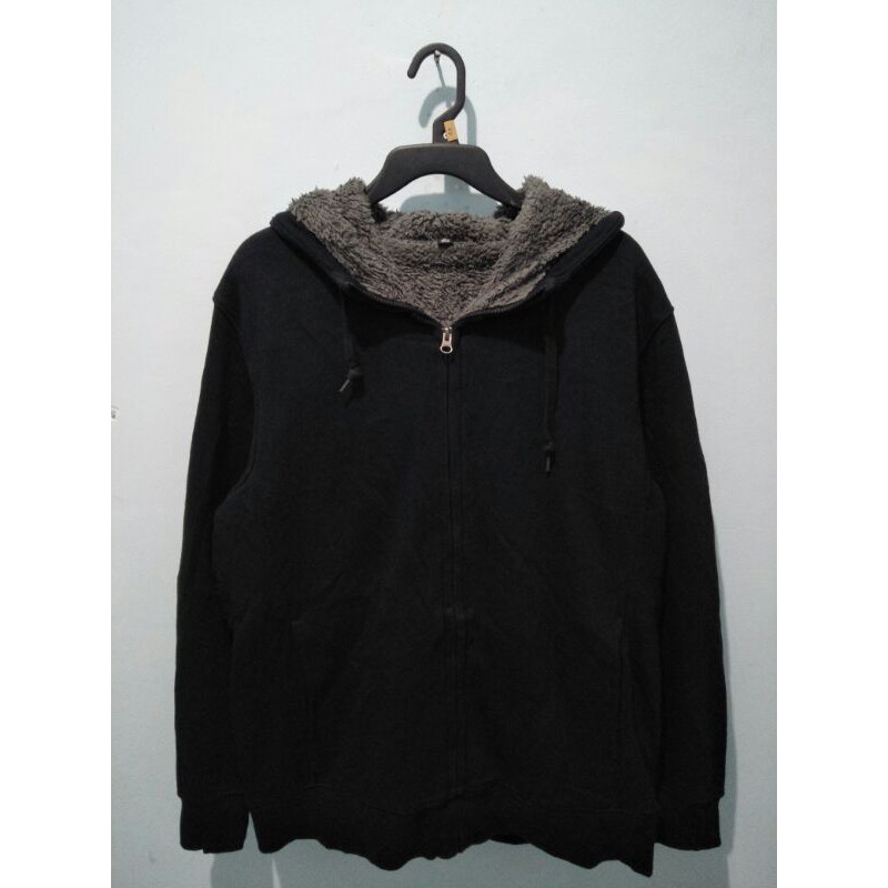 jaket zipper hoodie uniqlo second original hitam sherpa bulu abu2 XL
