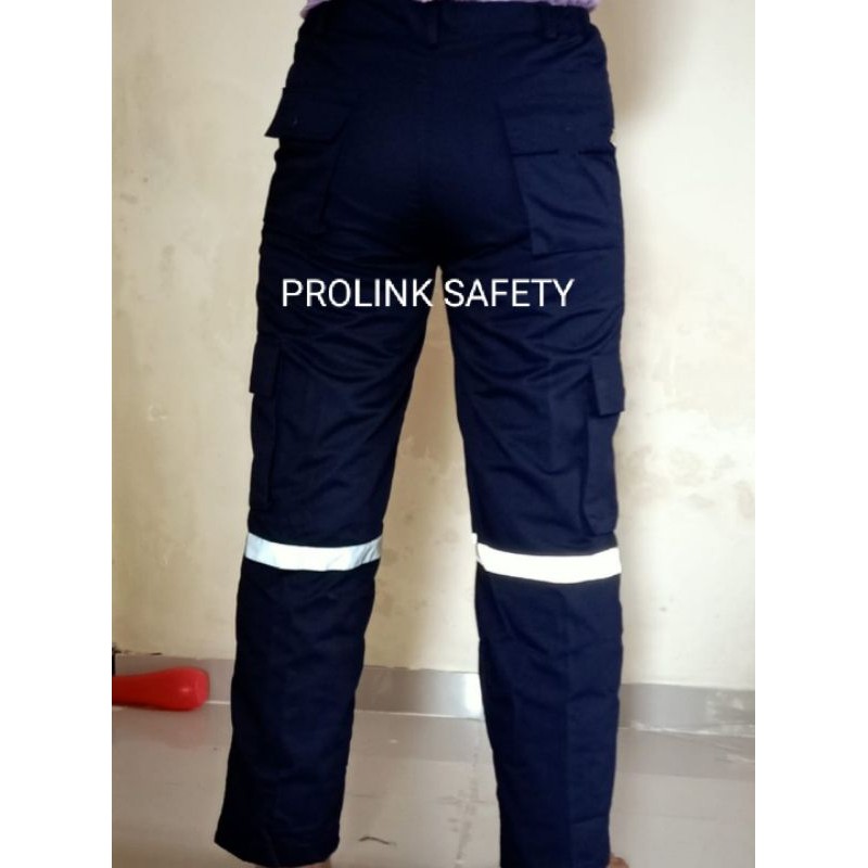 CELANA SAFETY NAVY DONGKER SAKU SAMPING