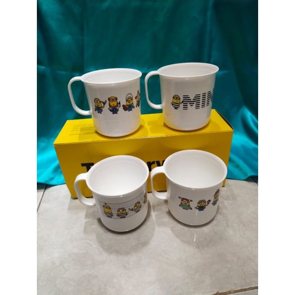 minion papoy mug