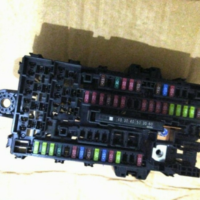 fuse box sekring honda brio dan mobilio original