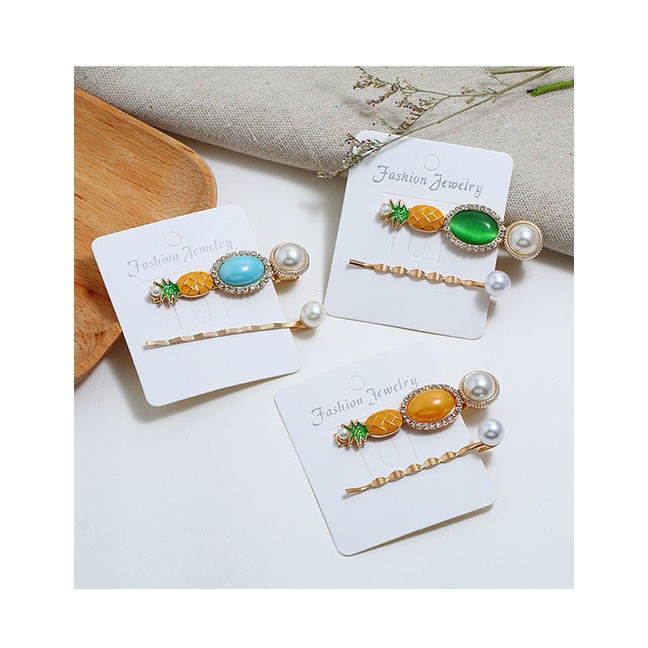 LRC Jepit Rambut Fashion Strawberry Hair Clip Two-piece A58468