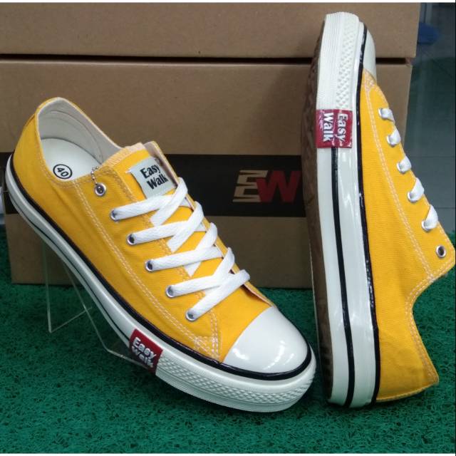 Sepatu sneakers easy walk terbaru