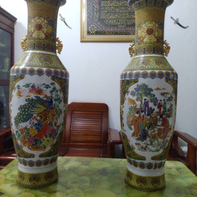 Guci Keramik Import (Asli Cina-Kembar)