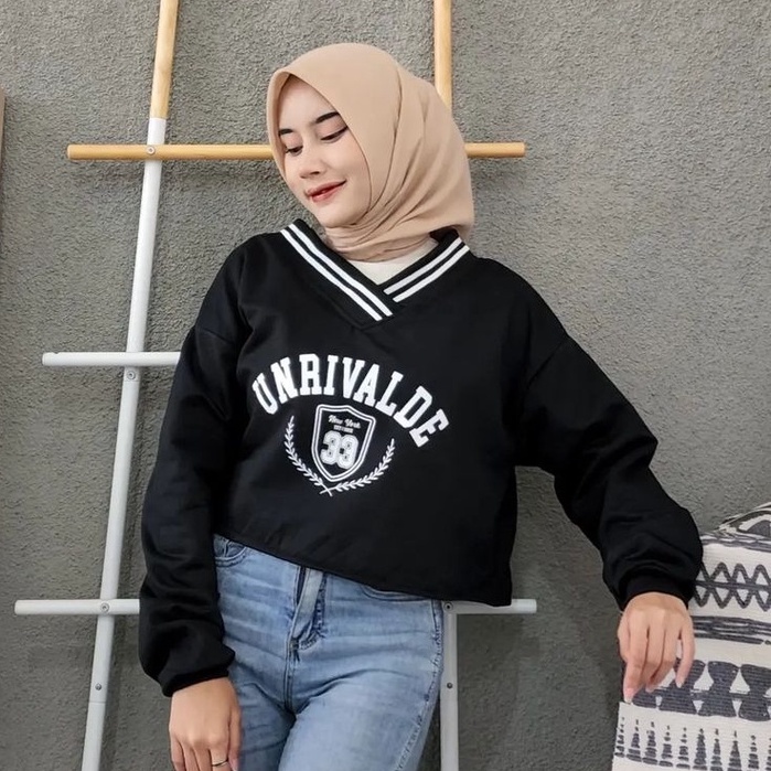 Unrivalde Crop - Sweater Crop Wanita Kekinian