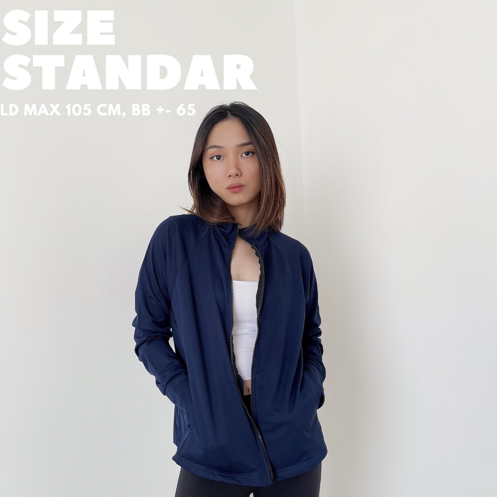 DONSON Sportswear Jacket Sporty Wanita Sleting Extra Fine Polyester Dengan Kantong Warna Navy Ukuran Standar dan Jumbo