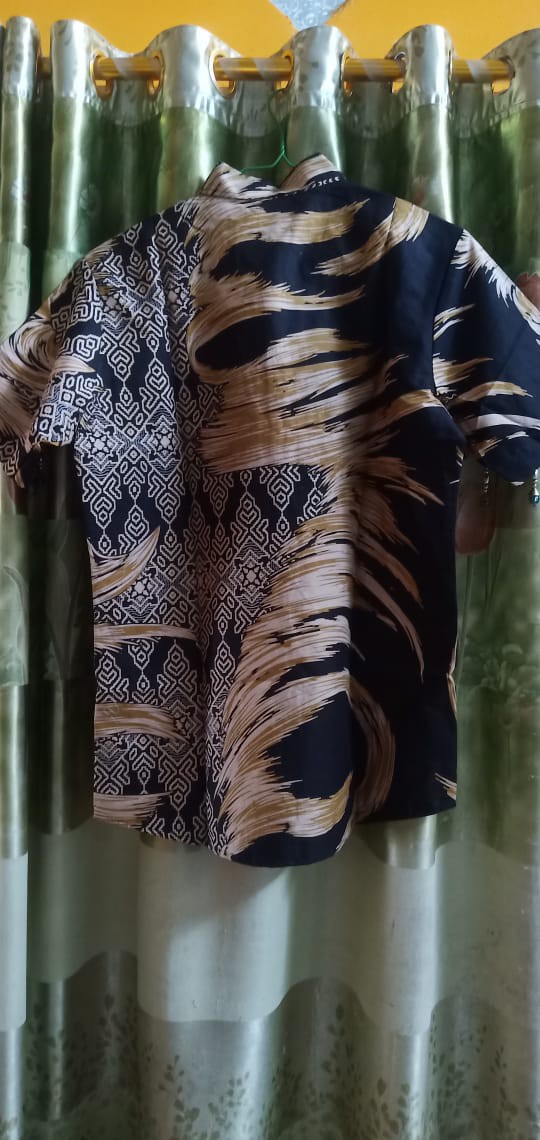 Bowo Laksono Lengan Pendek Kemeja Batik Pria Slimfit Katun Printing Hem Baju Atasan Kantor Modern
