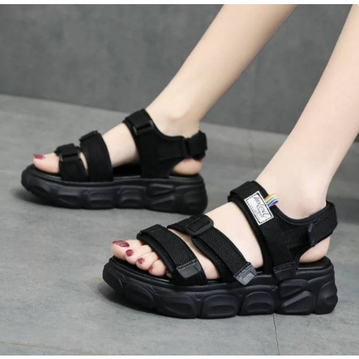 Sandal Gunung Wanita Casual Korea Termurah