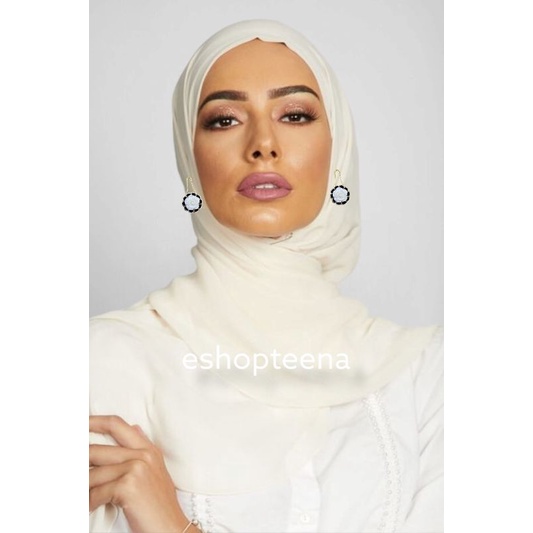 A185 anting hijab mawar putih lilitan gold hitam_anting jilbab