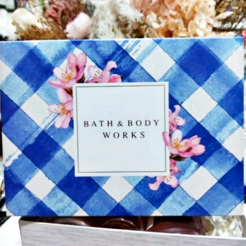 BATH &amp; BODY WORKS BBW GIFT SET OF 3 TRAVELSIZE MIST LOTION SHOWER GEL PAKET ULANG TAHUN BIRTHDAY CHRISTMAS TAHUN BARU VALENTINE HEMAT CHRITMAS HAMPERS PACKAGE GIFT SET OF 3 OR MORE