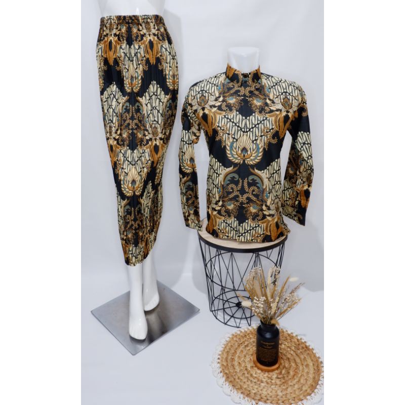 Baju batik couple / batik couple / batik set / batik lengan panjang / rok set