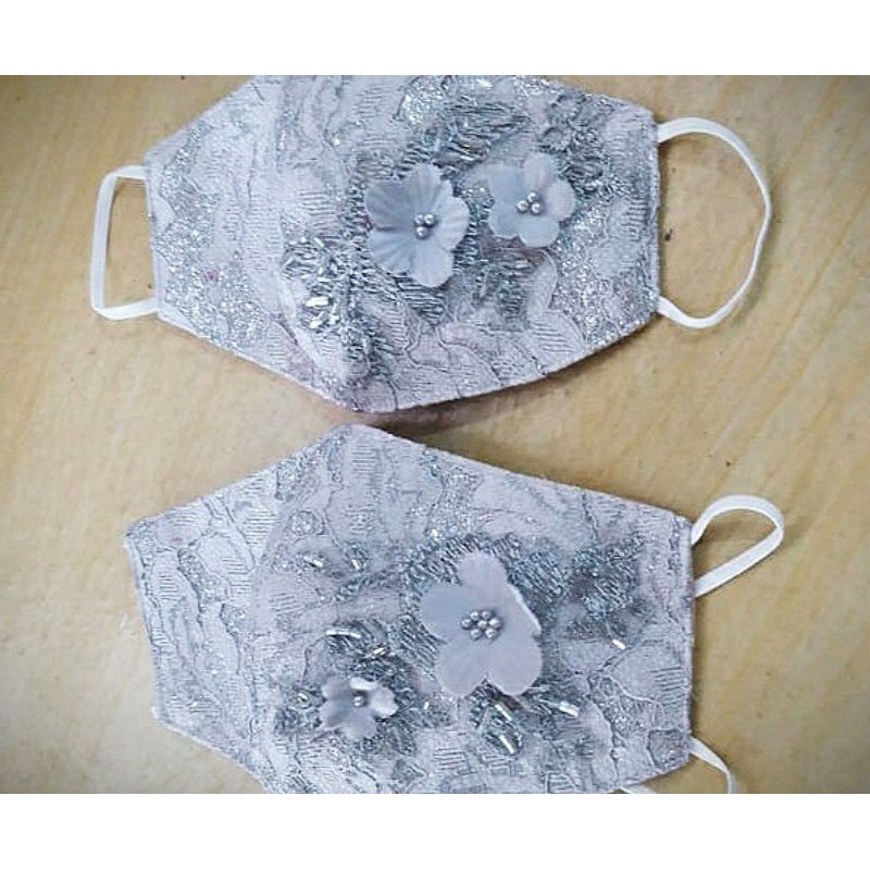 Masker Pesta Kain Brokat Abu2 Bunga 3 dimensi (4 lapis) Earloop dan Headloop