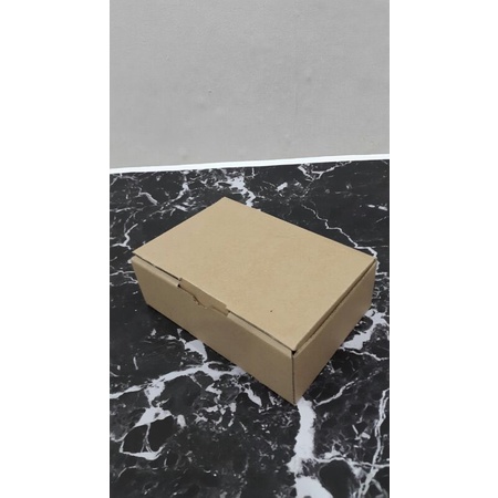 

kardus 15x10x5cm/dus souvenir/dus jajan/oleh2/dus kado