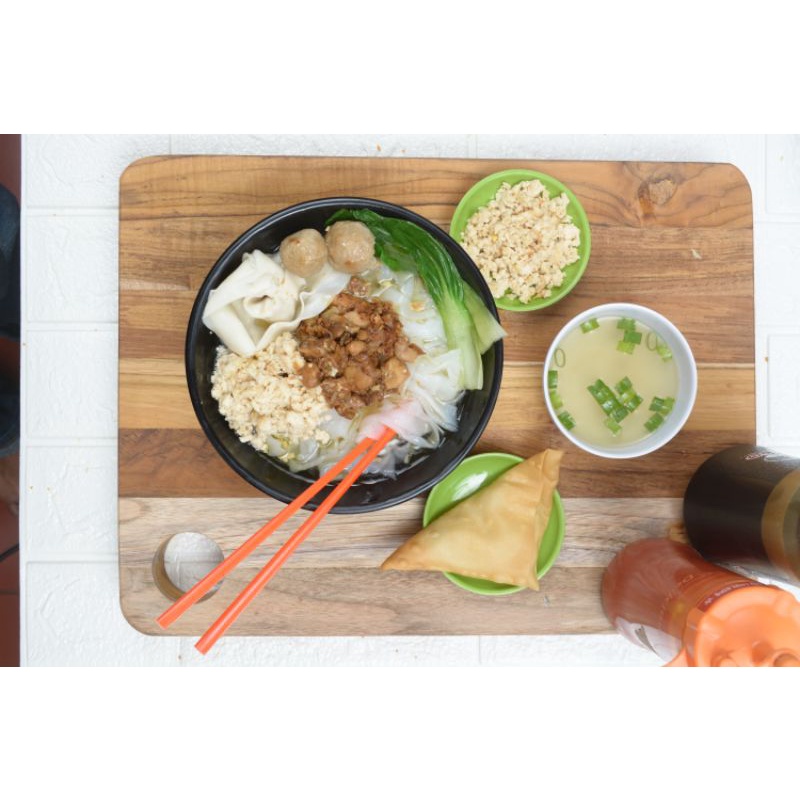 

Mie ayam miss mie