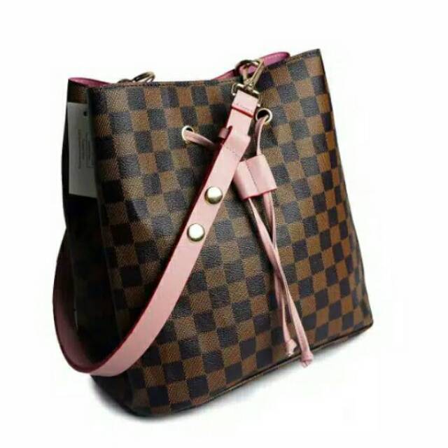 Preloved LV neonoe damier pink New with tag
