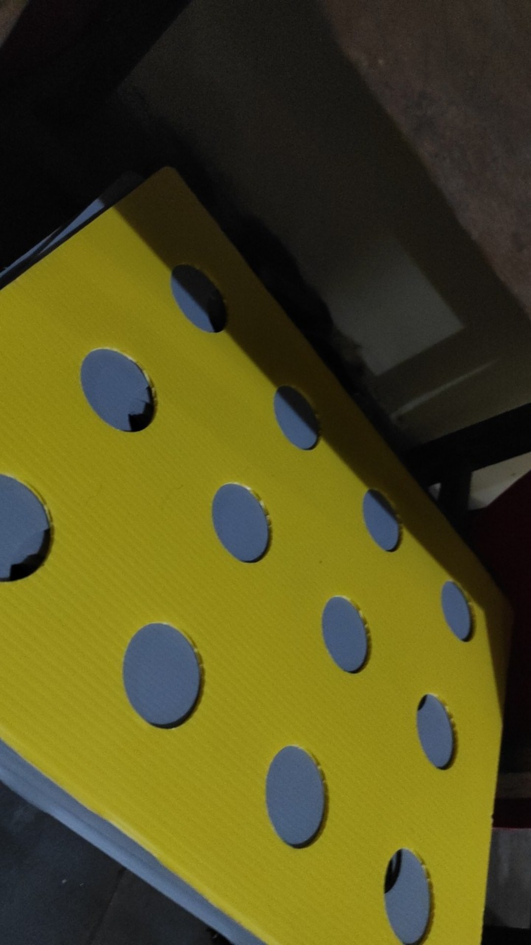 Tutup Bak Hidroponik / 12 Lubang Tanam / Impraboard