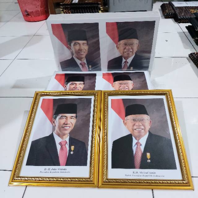 Gambar Presiden Jokowi - Amin 2019 2024 Cetakan ASLI Register