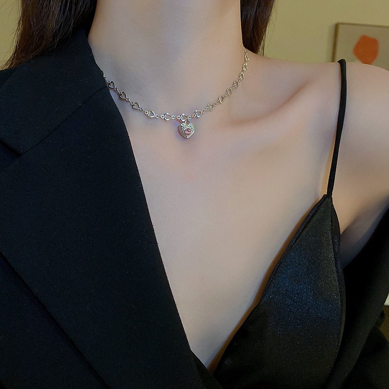 Set Kalung Desain Hati Aksen Berlian Untuk Aksesoris