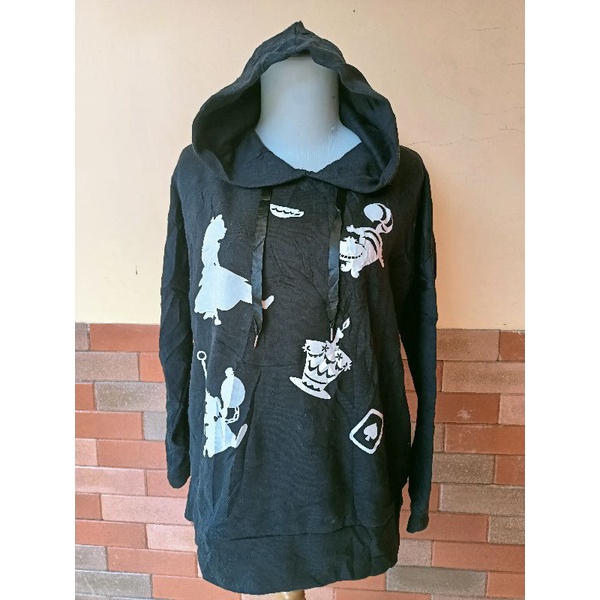 Sweater Hoodie Hitam Cewek