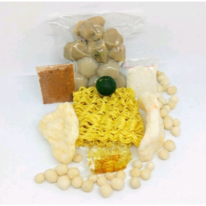 

baso aci mix 2 variant baso aci ayam + baso aci tulang dadakan rasa mantap pedas lada haseum