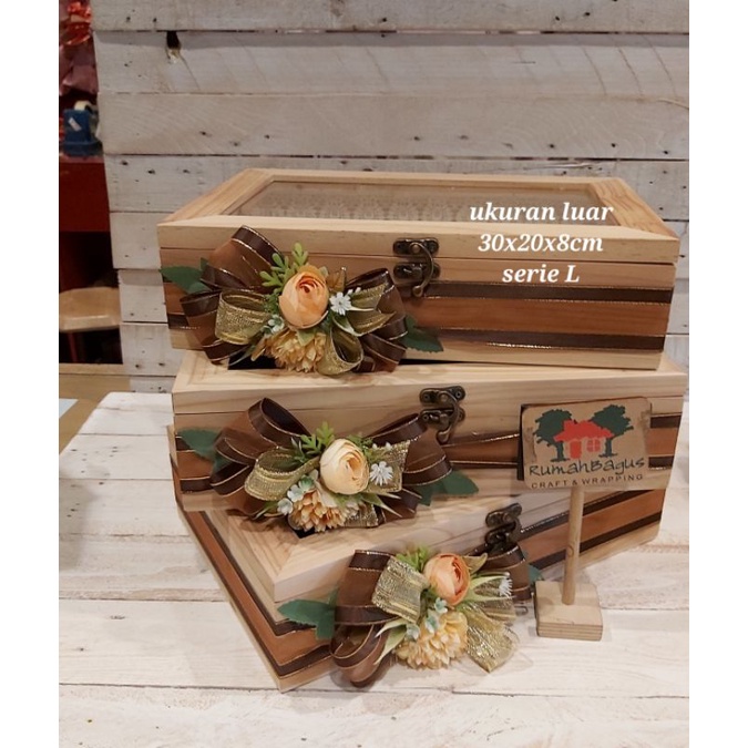 

kotak hantaran/kado/hamper