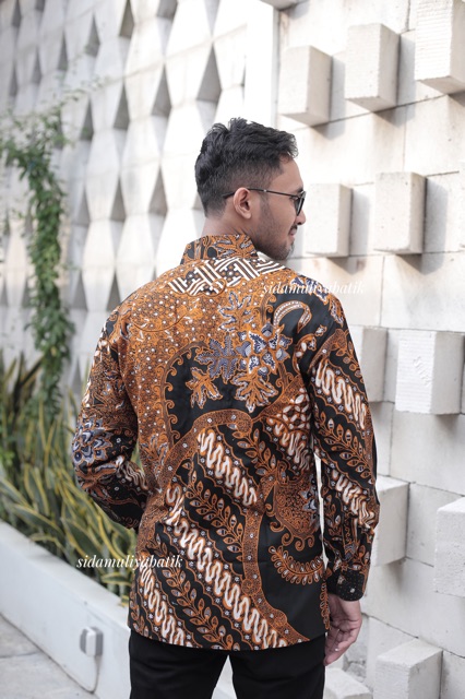 Sidamuliya Batik Kemeja Pria Slimfit Premium Adyuta Lengan Panjang