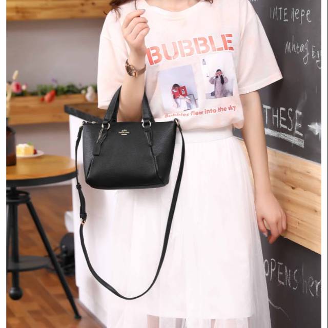 Tas Selempang Coach Kelsey F57563